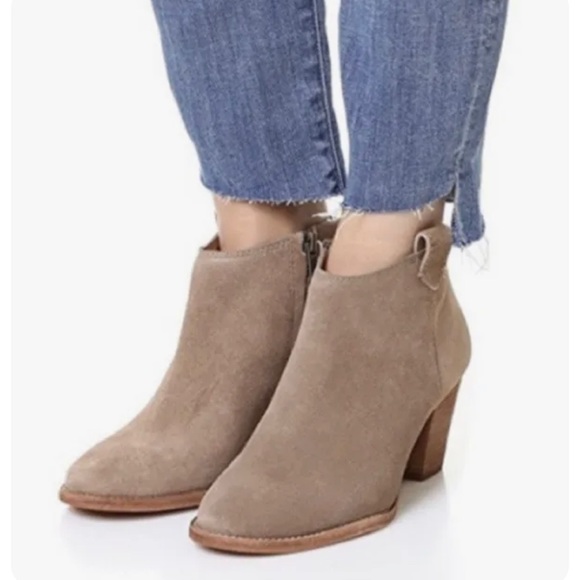 Madewell The Billie boot in suede - Picture 3 of 12